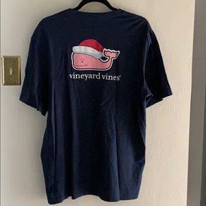 Vineyard vines navy T-shirt